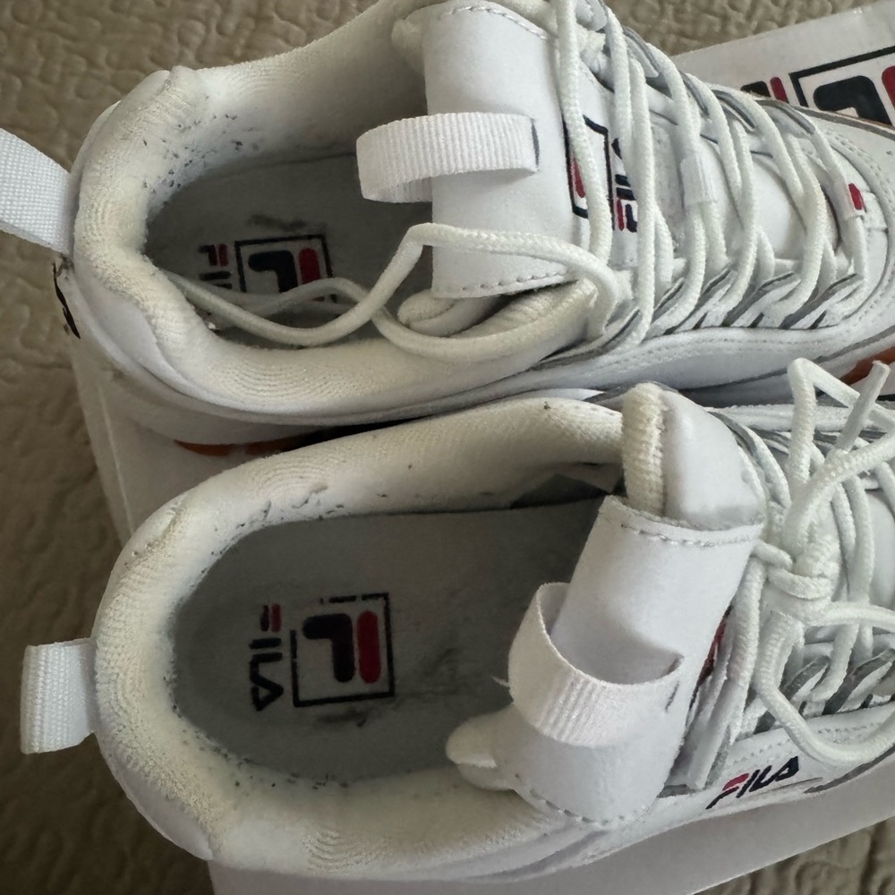 Fila Women’s White and Gum Sneakers - Picture 4 of 9